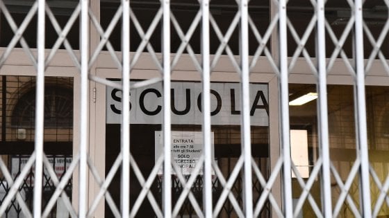 Scuole e atenei chiusi in tutt'Italia