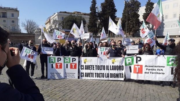 LE PARTITE IVA OCCUPANO PIAZZA DEL POPOLO