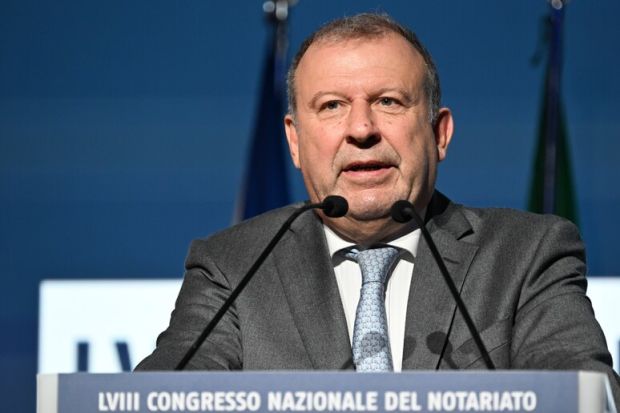 Notai in pressing: sia a Roma l'Autorità antiriciclaggio Ue