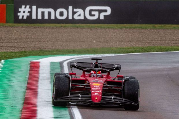 C’è il Gp di Formula 1, Salvini ferma lo sciopero dei treni e Imola ringrazia