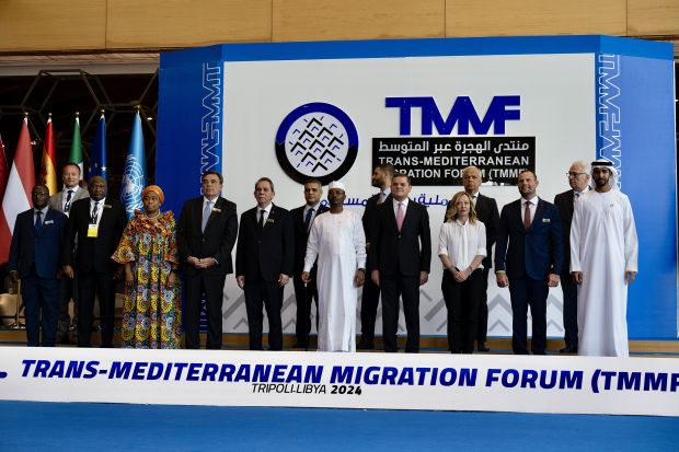 Meloni e Piantedosi al forum di Tripoli sui migranti.