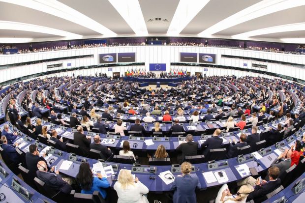 Parlamento europeo, prima risoluzione sull’Ucraina e contro Orban