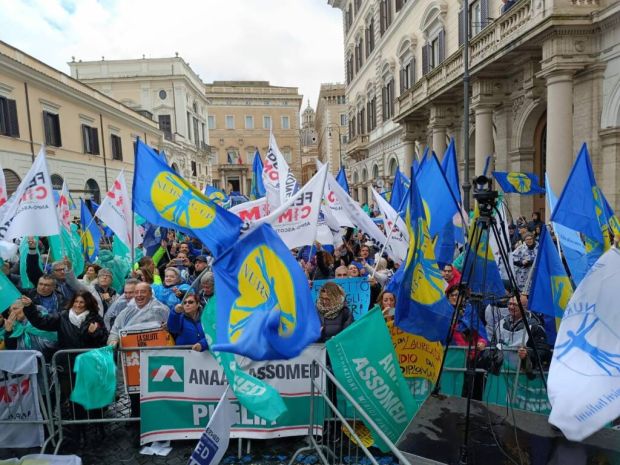 A ROMA LA SANITÀ IN SCIOPERO SCENDE IN PIAZZA