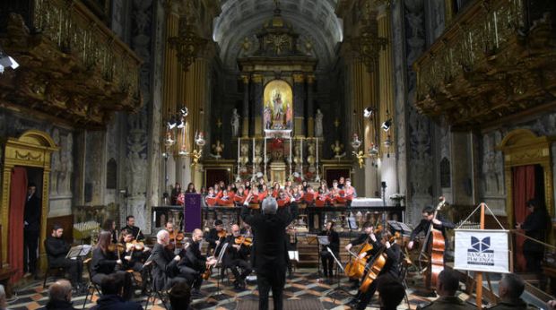 Successo nella chiesa di San Pietro per l’esibizione del BruCo Gospel Choir