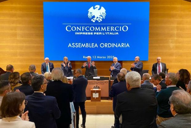 Carlo Sangalli confermato presidente di Confcommercio